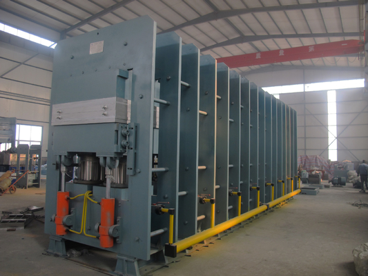 खरीदें 1200T रबर स्वचालित वल्केनाइजिंग मशीन PLC कंट्रोल रबर मैट मशीन online manufacture