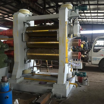 अच्छा मूल्य 200℃ अधिकतम तापमान 3 रोल कैलेंडर मशीन 0-20 मीटर/मिनट रोलर स्पीड ऑनलाइन