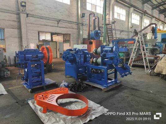 अच्छा मूल्य ऑटोमैटिक ट्रक टायर काटने की पट्टी मशीन और काटने ब्लॉक एक पूरी मशीन ऑनलाइन