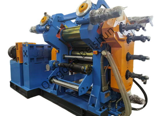 गुणवत्ता रबर सामग्री और स्थिर शीतलन प्रणाली की मोटाई के सटीक नियंत्रण के साथ 4-रोलर पीएलसी रबर कैलेंडर कारखाना