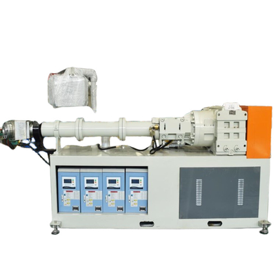 90kw मोटर हाइड्रोलिक रबर मोल्डिंग मशीन 3-26 r/min के पेंच की घूर्णन गति के साथ